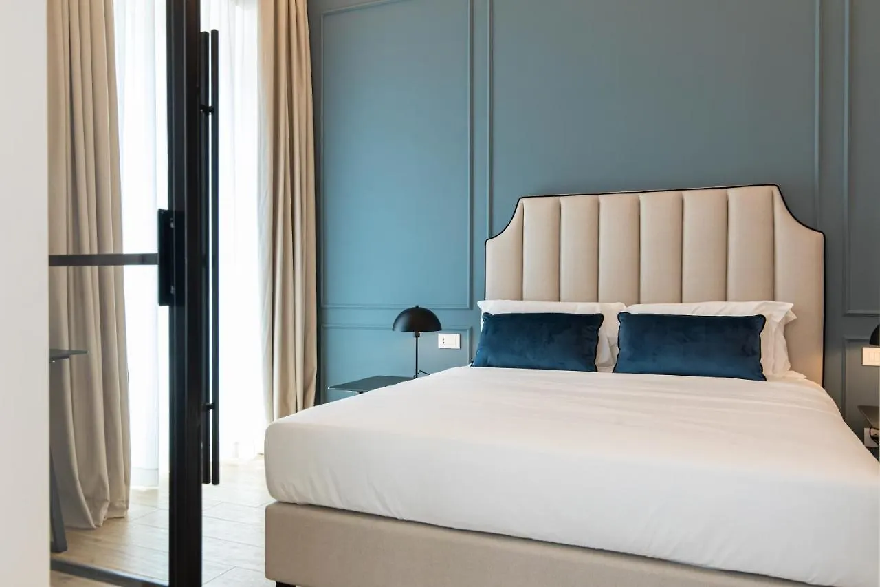 Unico Relais Hotel Naples 5*,  Italy